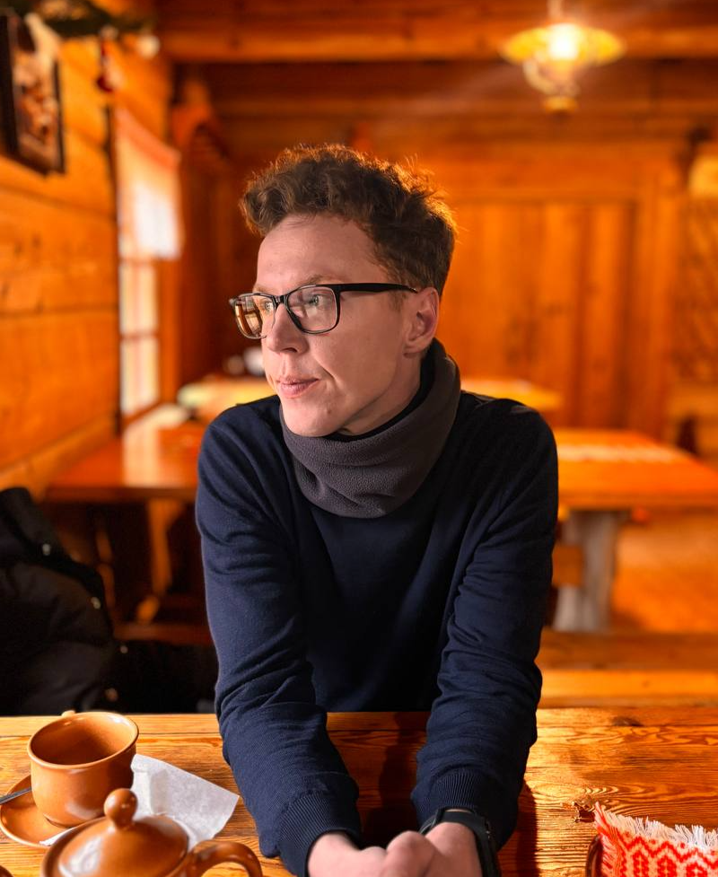 Фото преподавателя истории - Иванов Игорь