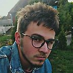 Фото преподавателя биологии - Ралько Давид