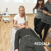 Логопедический массаж- метод механического воздействия на мышцы, нервы, кровеносных сосуды тканей лица и шеи, шейно- воротниковой зоны. Выполняю логопедический массаж более 6 лет, методика очень эффективная и работающая. Показана при дизартрии, афазии.